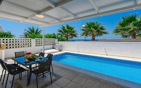 Wonderful Villa In Sueno Azul With Private Pool